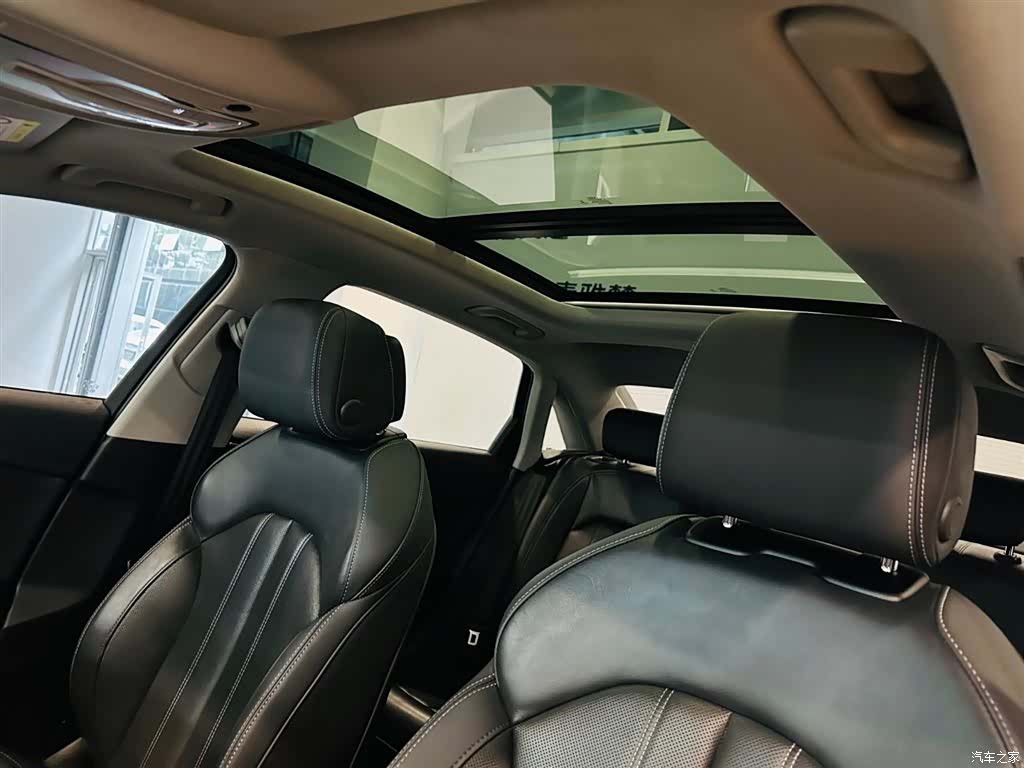 Audi A4L, 2022 13