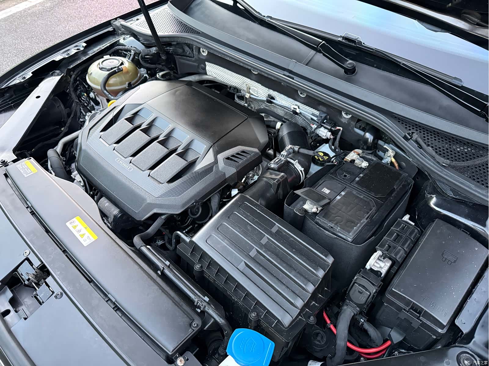 Volkswagen Magotan, 2021 31