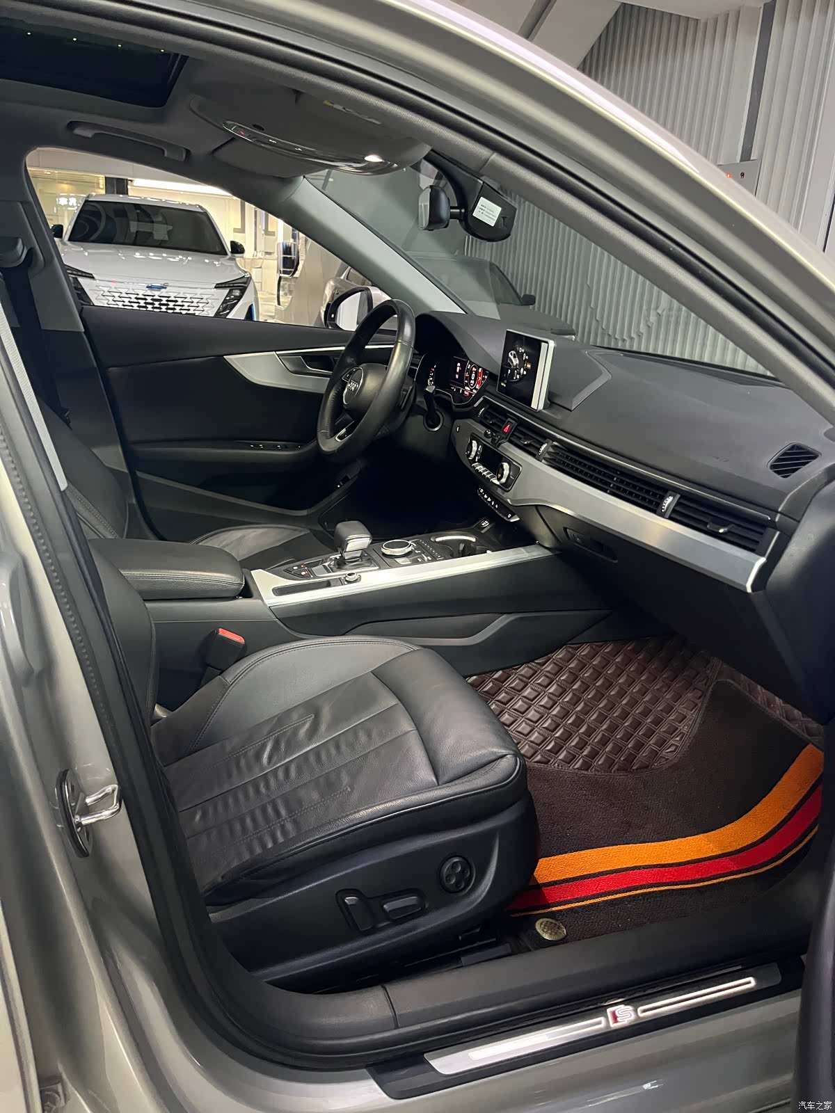 Audi A4L, 2019 18