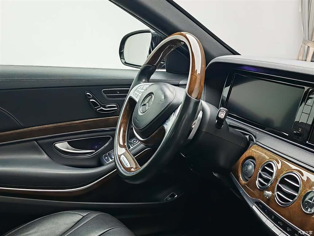 Mercedes-Benz S-Class, 2015 22