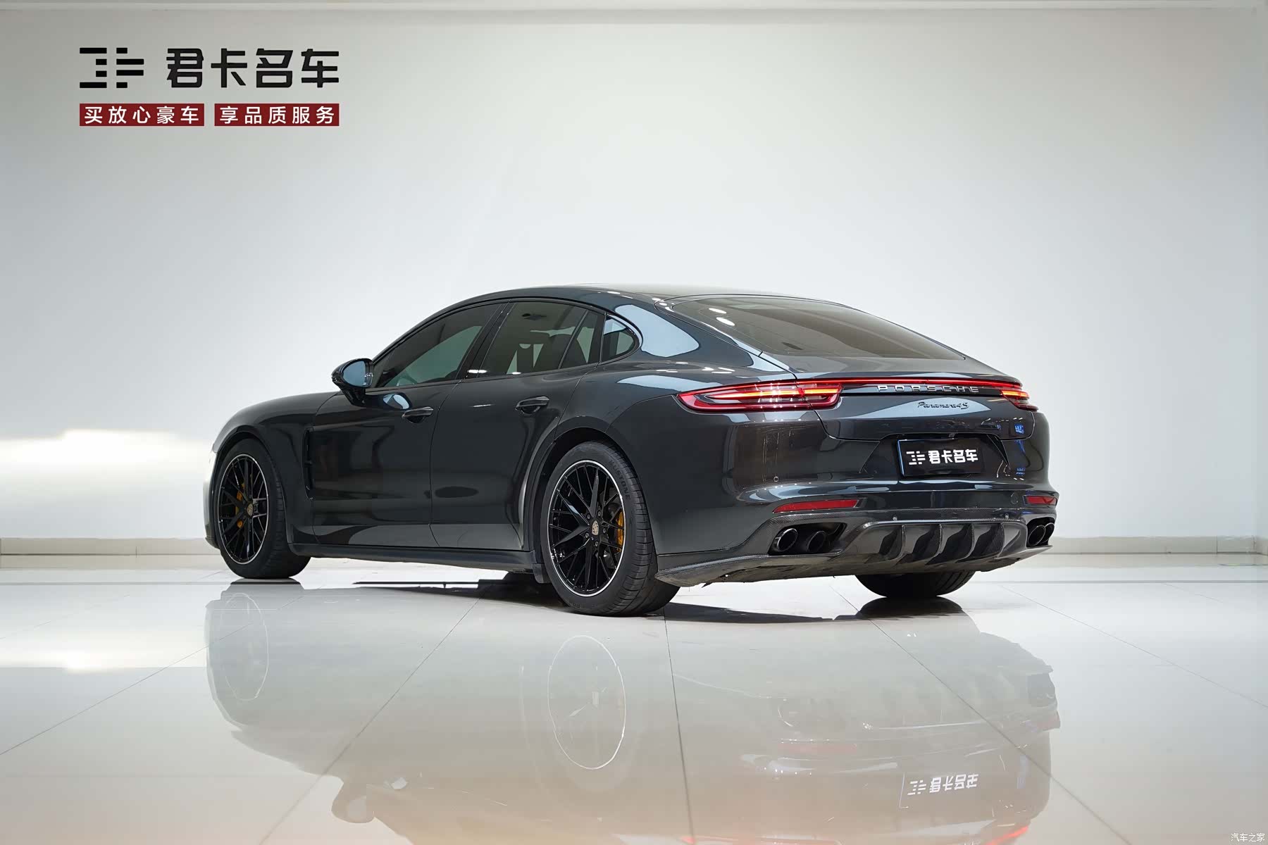 Porsche Panamera, 2018 все фото
