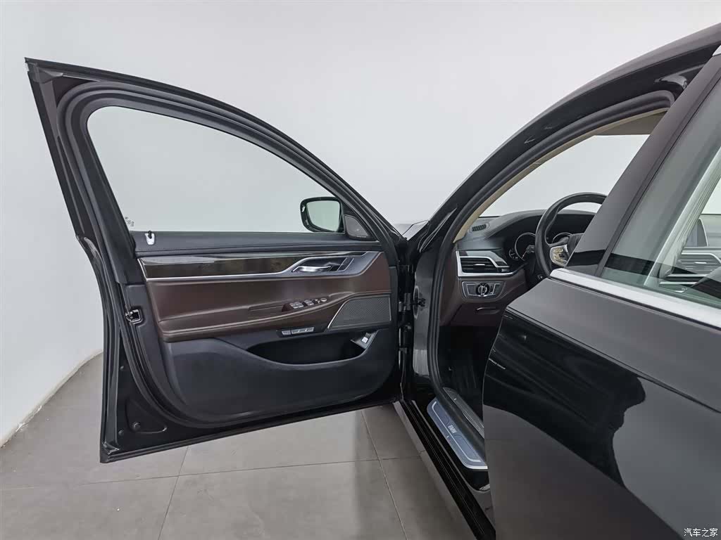 BMW 7 Series, 2017 8