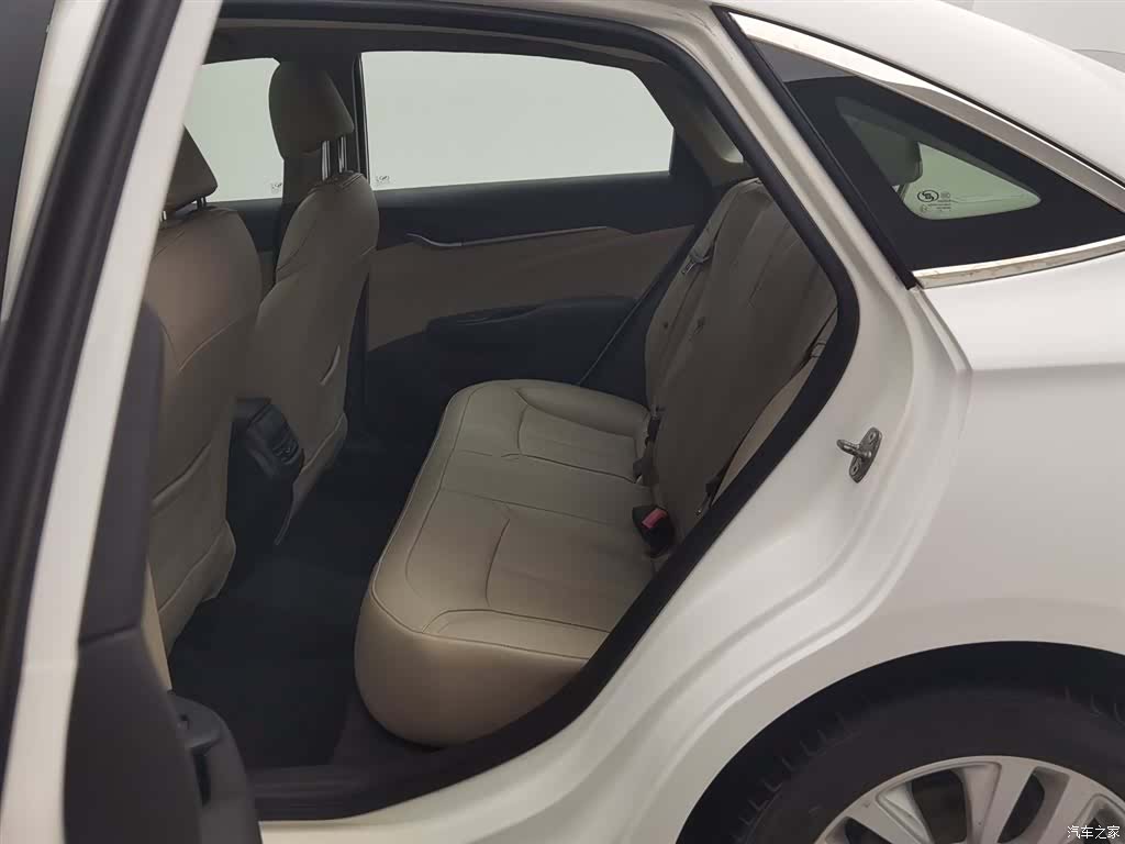 Buick V, 2018 15