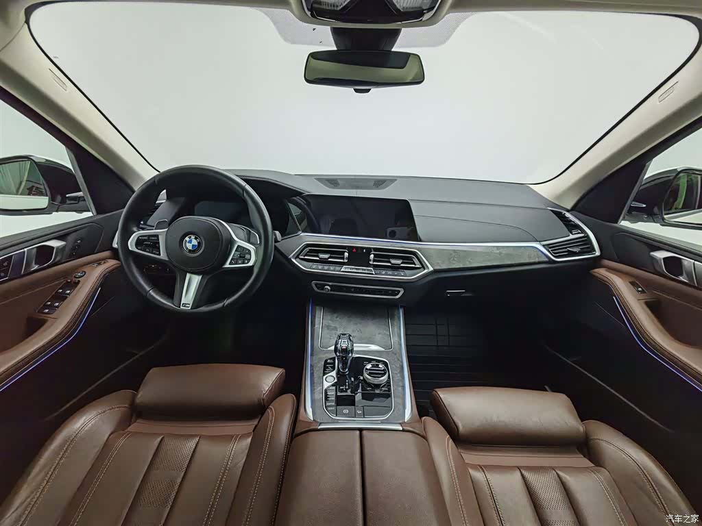 BMW X5, 2020 все фото