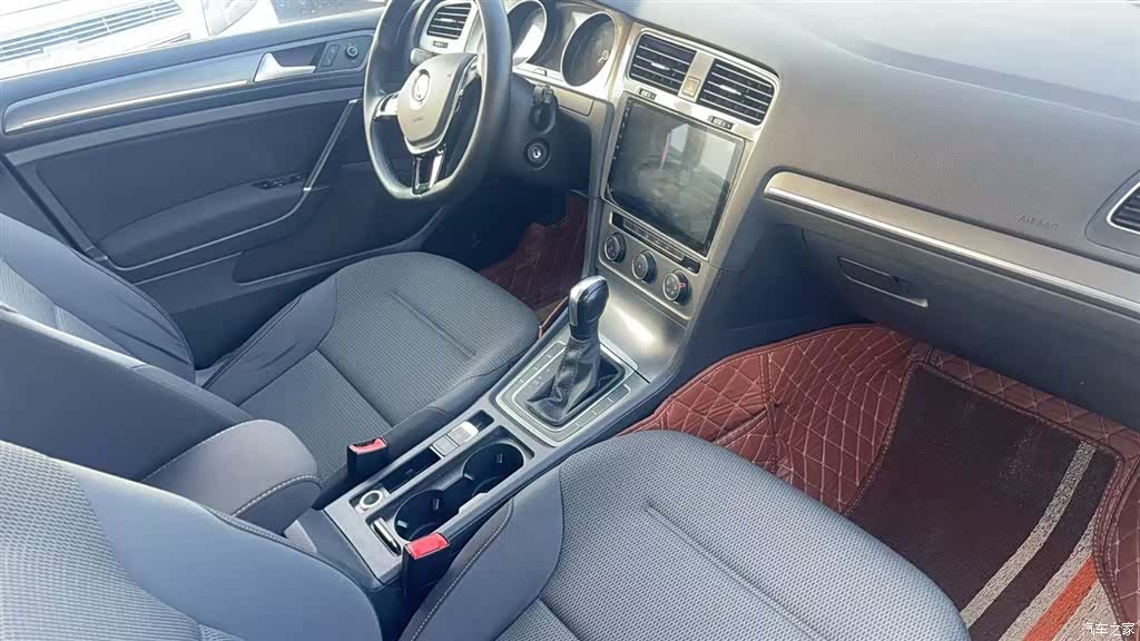 Volkswagen Golf, 2015 2