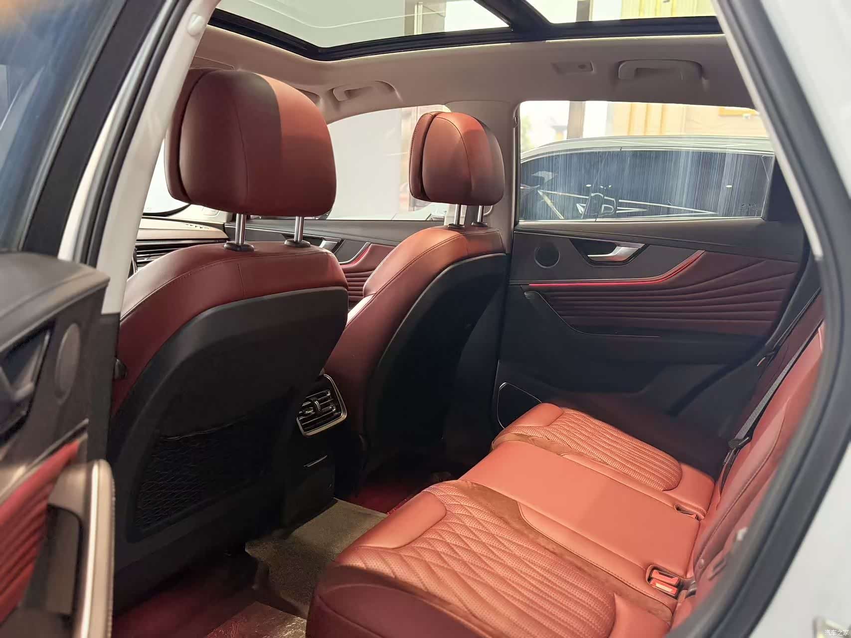 Hongqi HS5, 2023 15