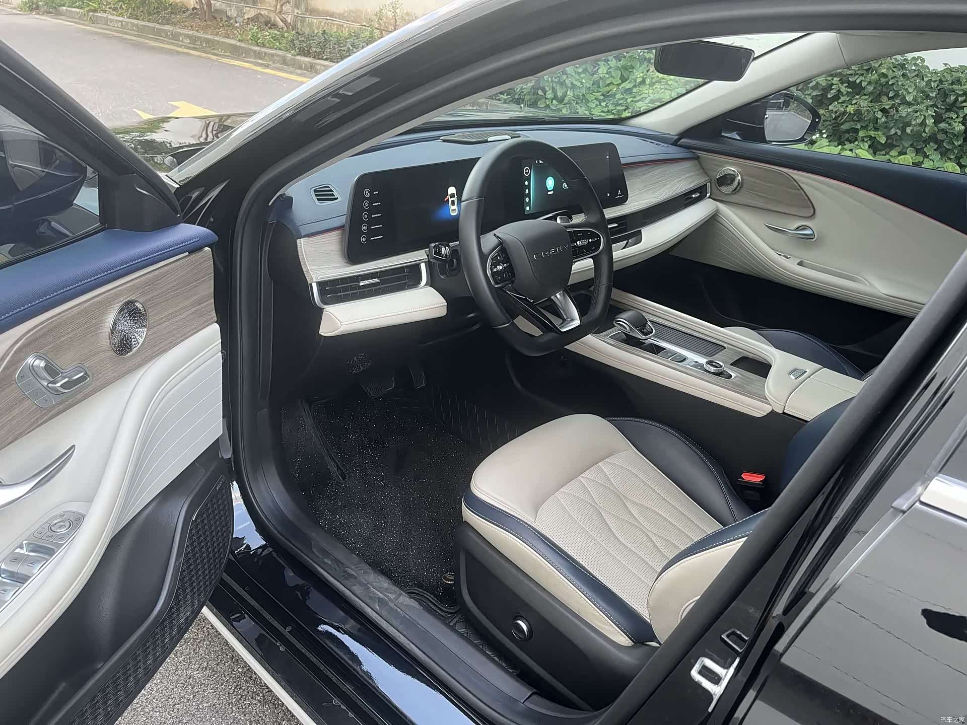Chery Arrizo 8, 2022 10