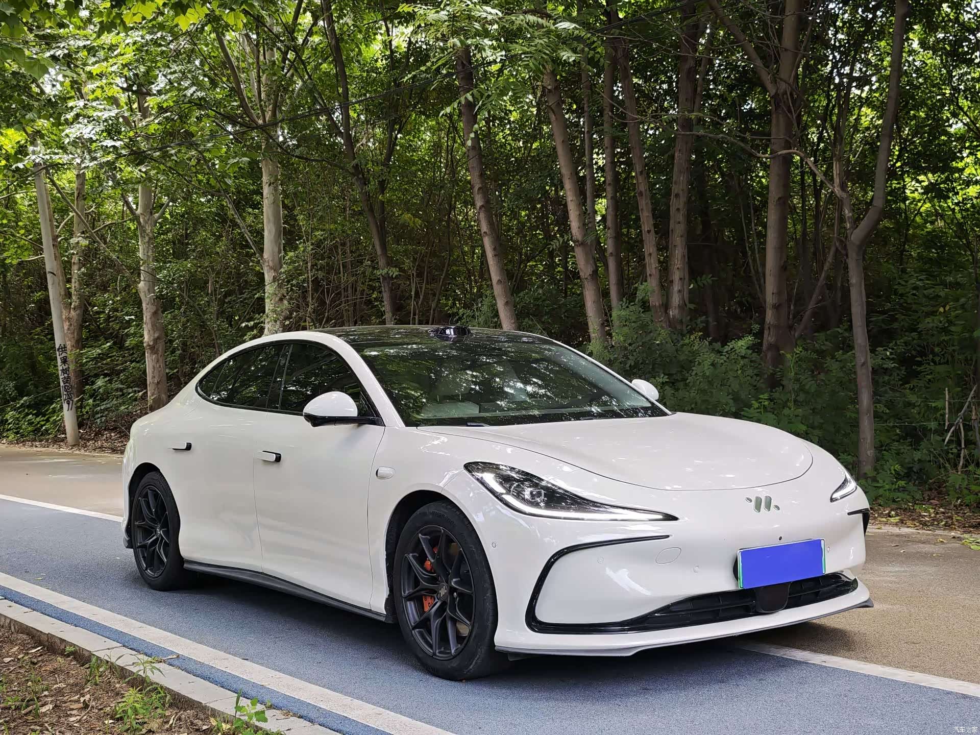 IM Motors L6, 2025 3