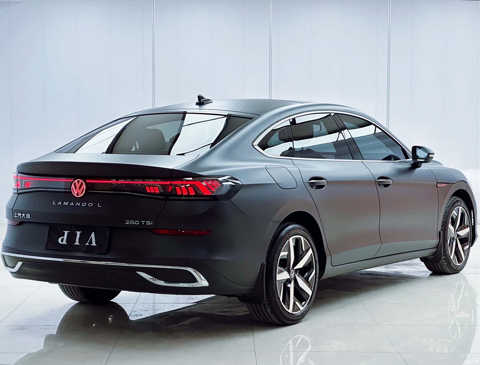 Volkswagen Lamando, 2023 3