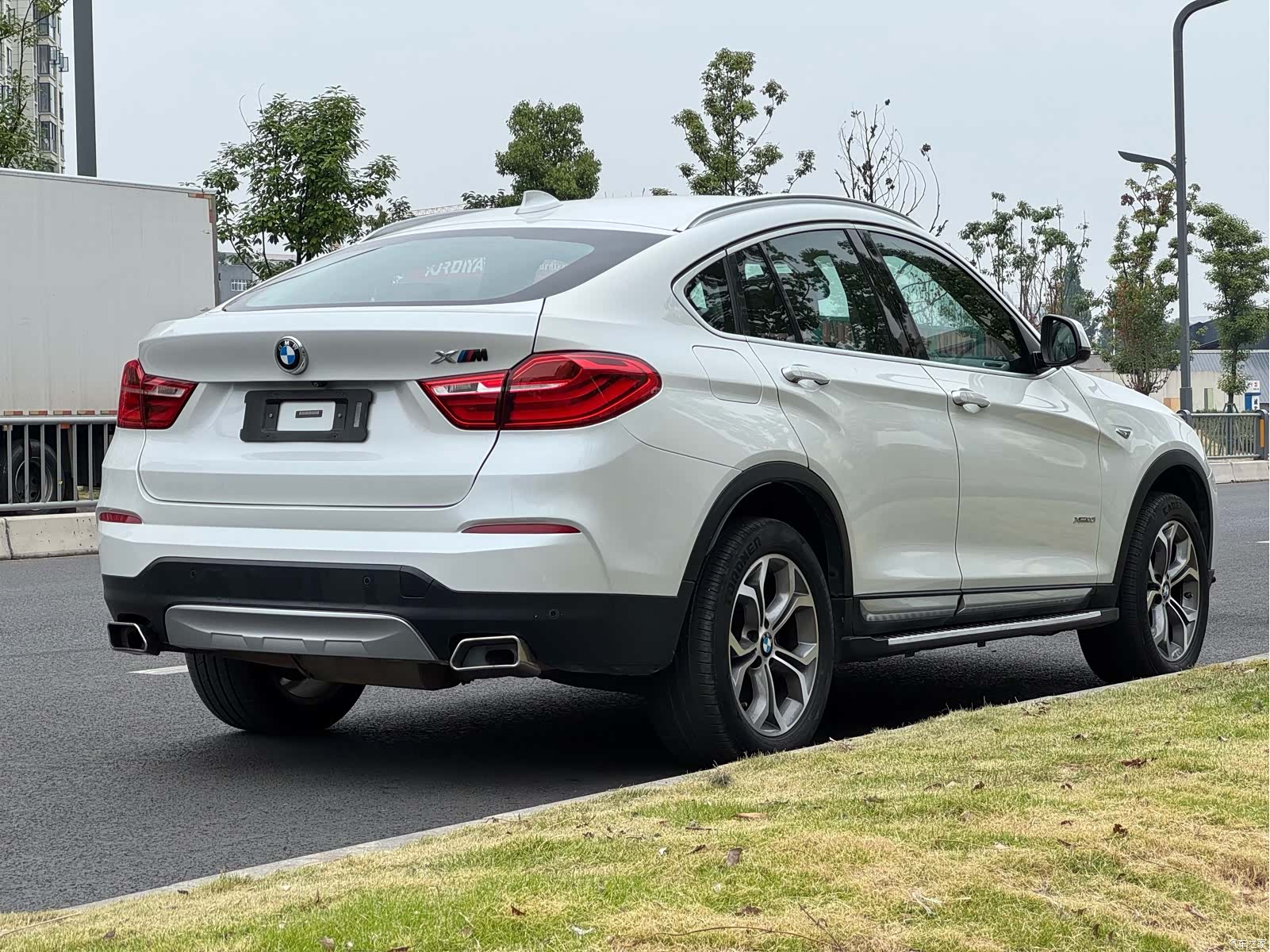 BMW X4, 2015 16