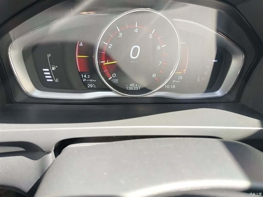 Volvo S60, 2016 все фото