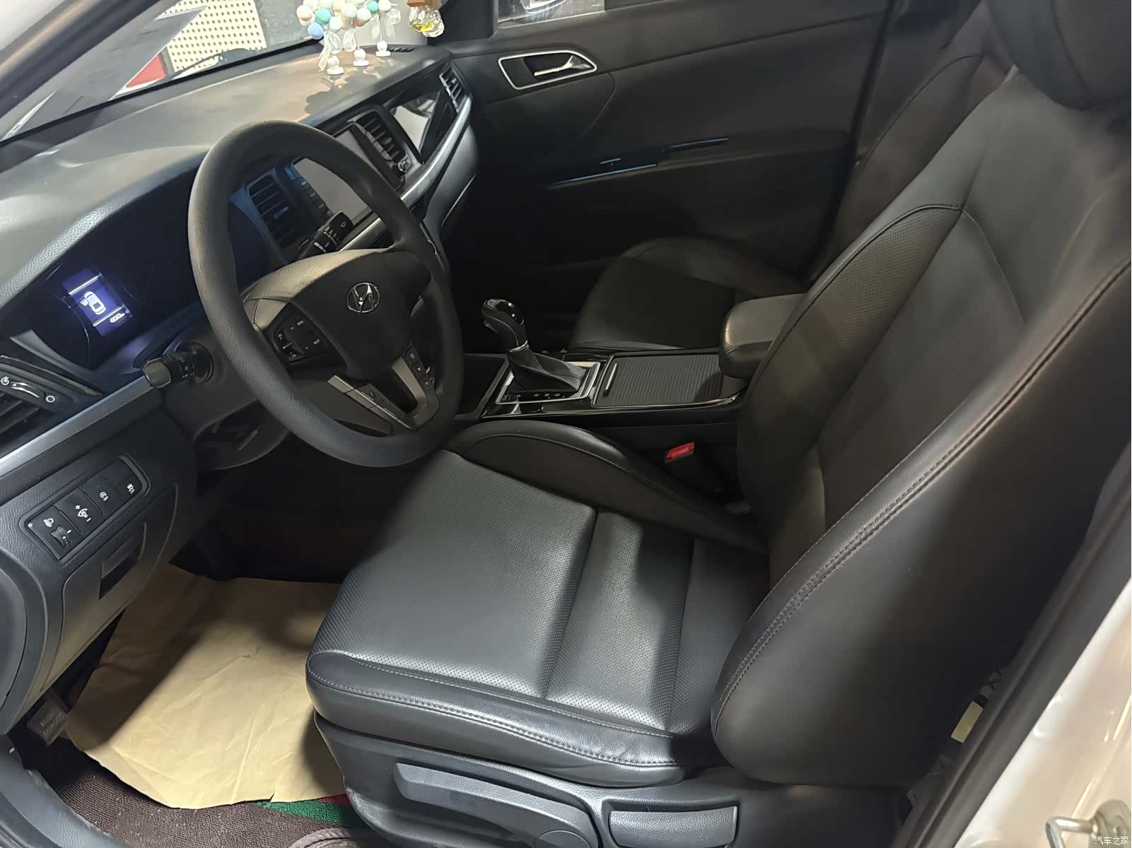 Hyundai GLS, 2017 8