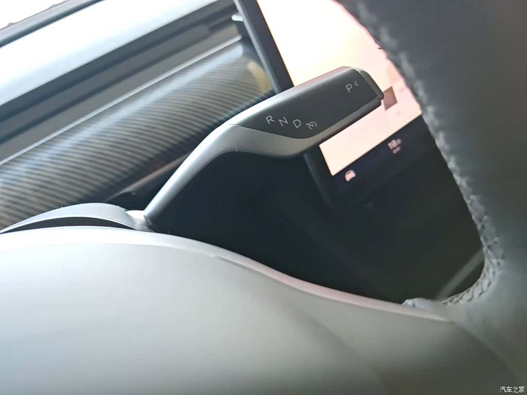 Tesla Model 3, 2023 14
