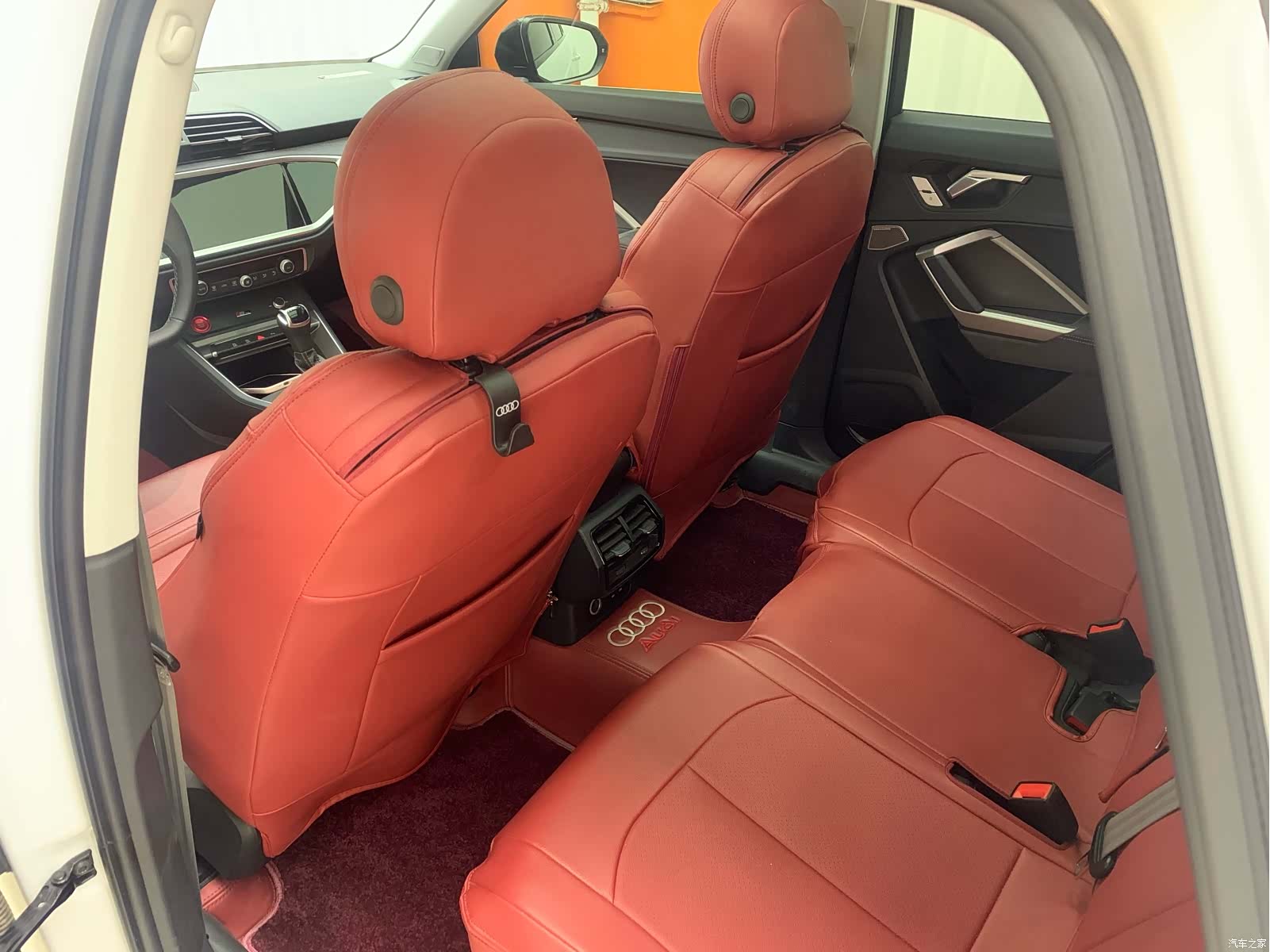 Audi Q3, 2023 10