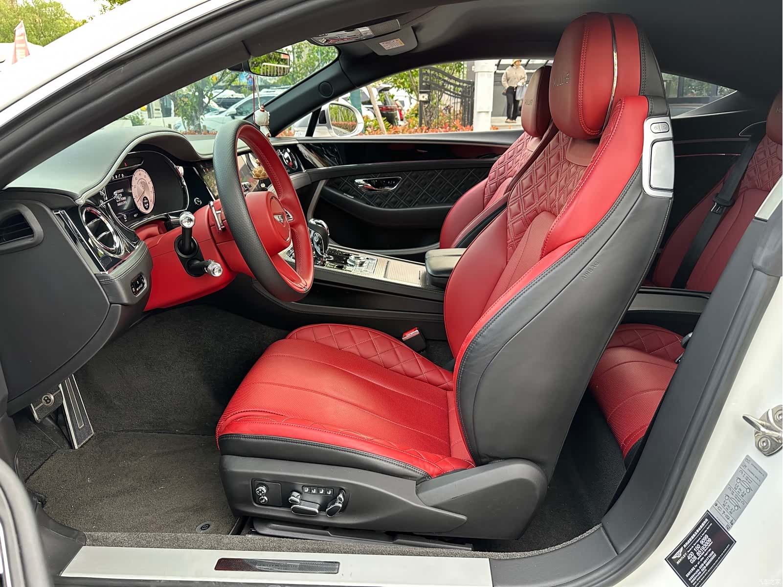 Bentley Continental GT, 2022 10
