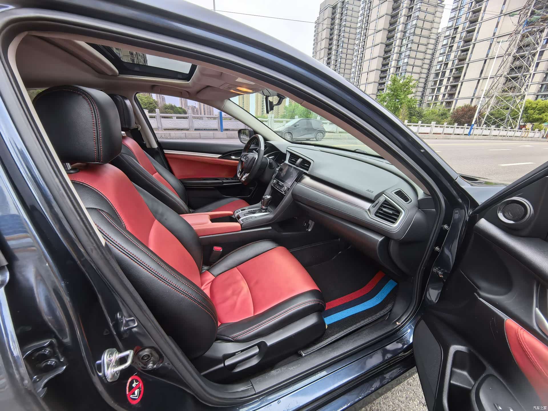Honda Civic, 2017 11