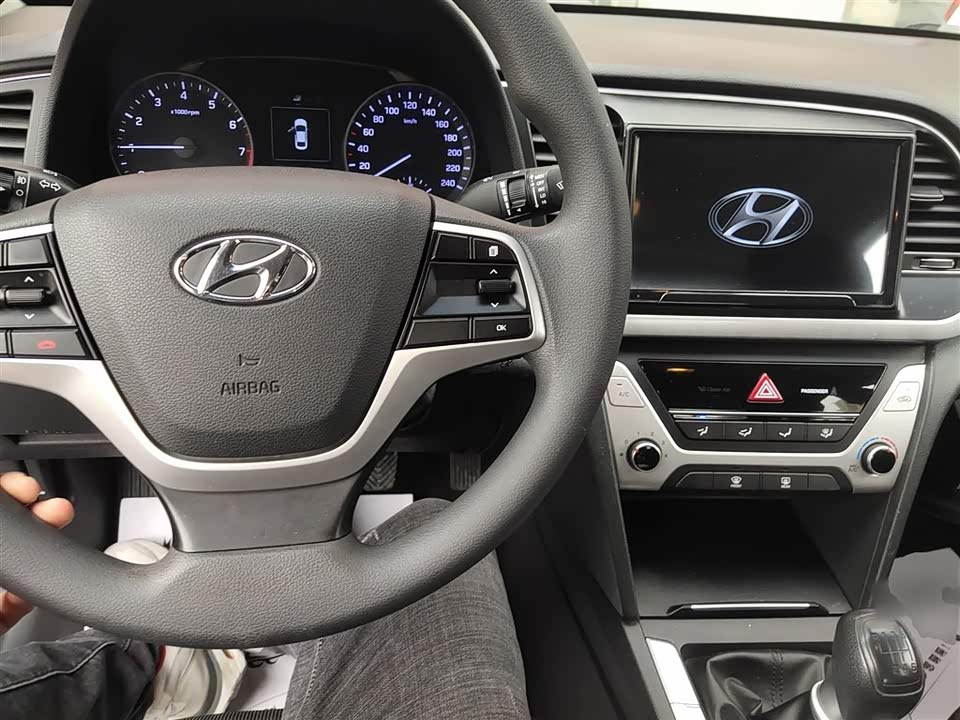 Hyundai Lead