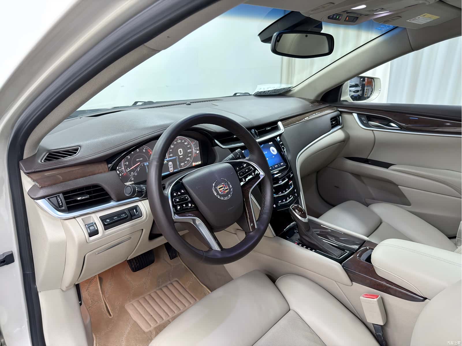 Cadillac XTS, 2013 22