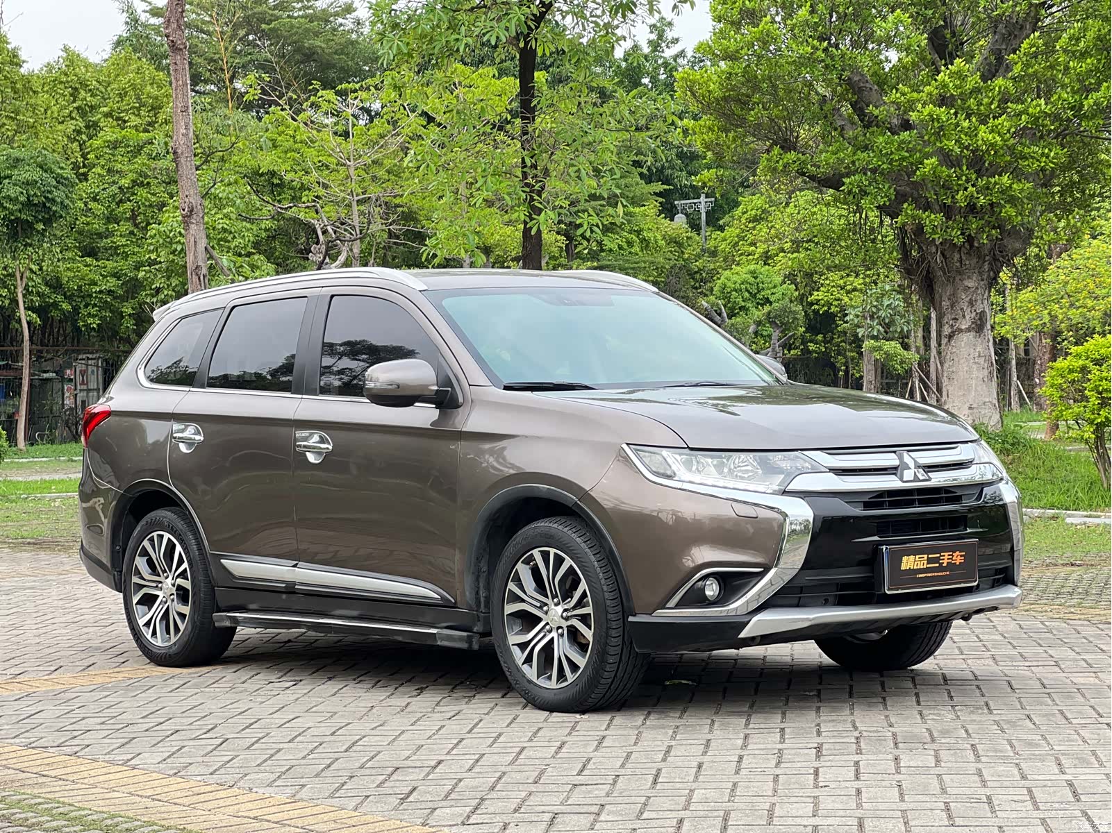 Mitsubishi Outlander, 2017 3