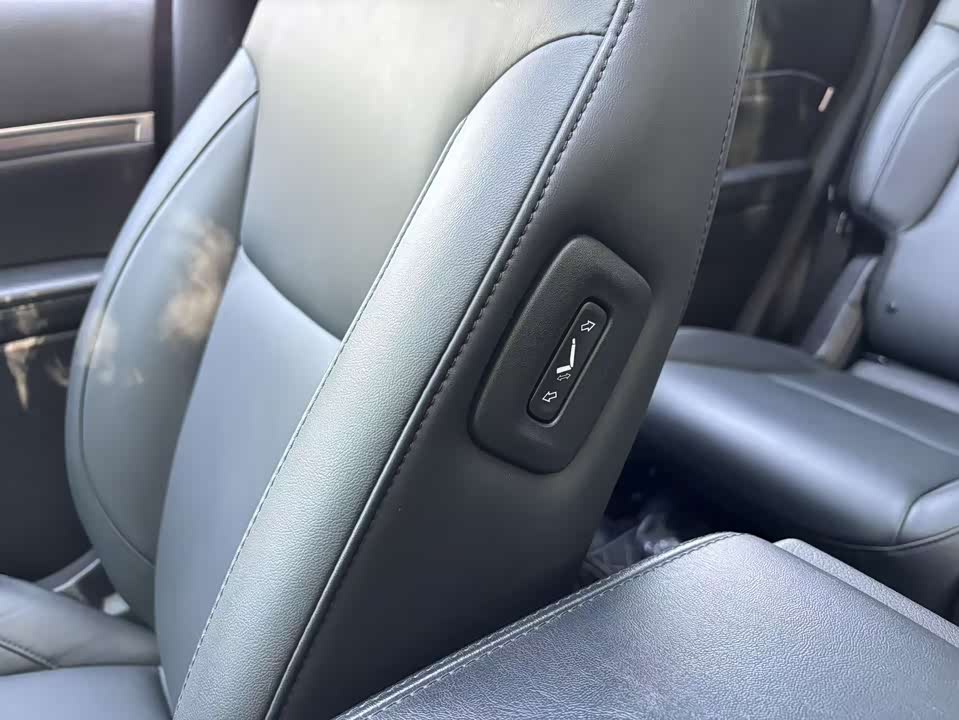 Jeep Grand Commander