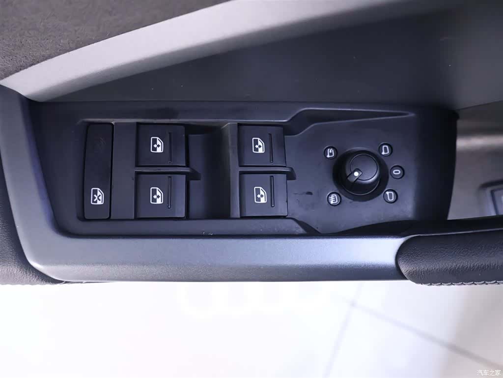 Audi Q3, 2024 17