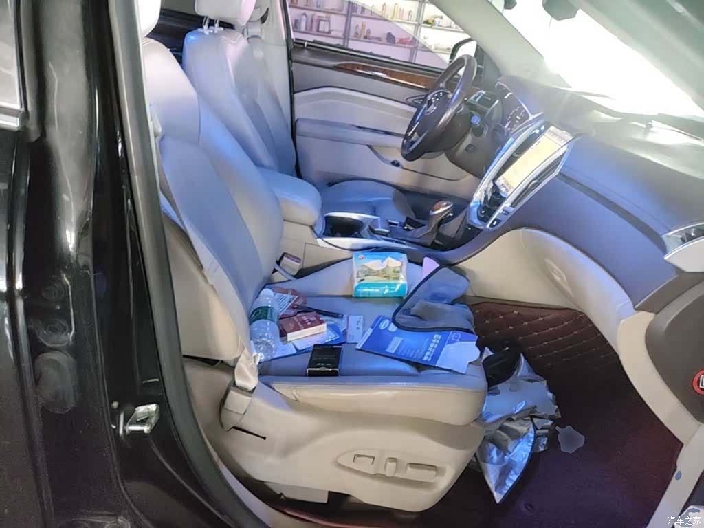 Cadillac SRX, 2015 25