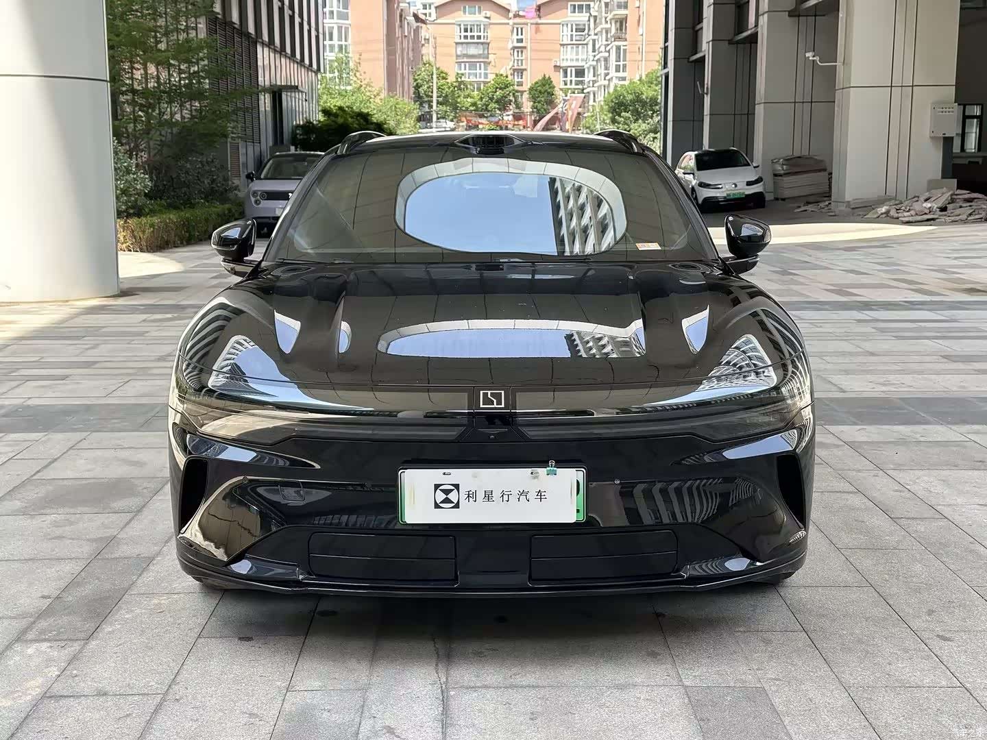 Zeekr 007, 2025 2
