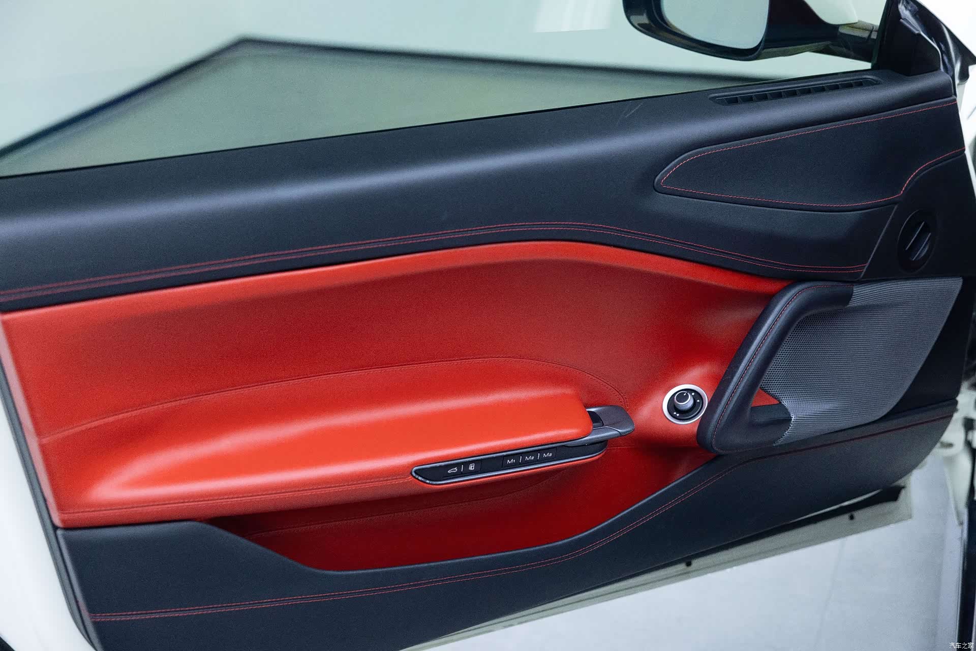 Ferrari GTC4Lus, 2020 7