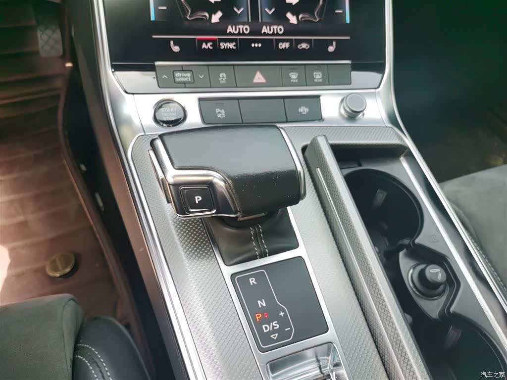 Audi A6L, 2021 14