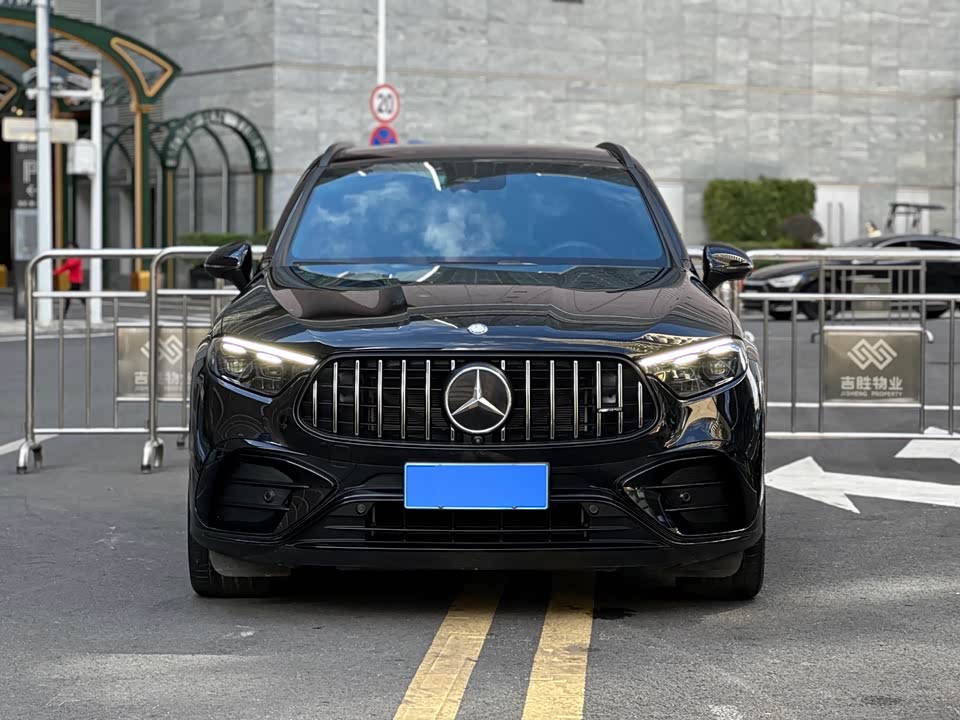 Mercedes-Benz GLC AMG