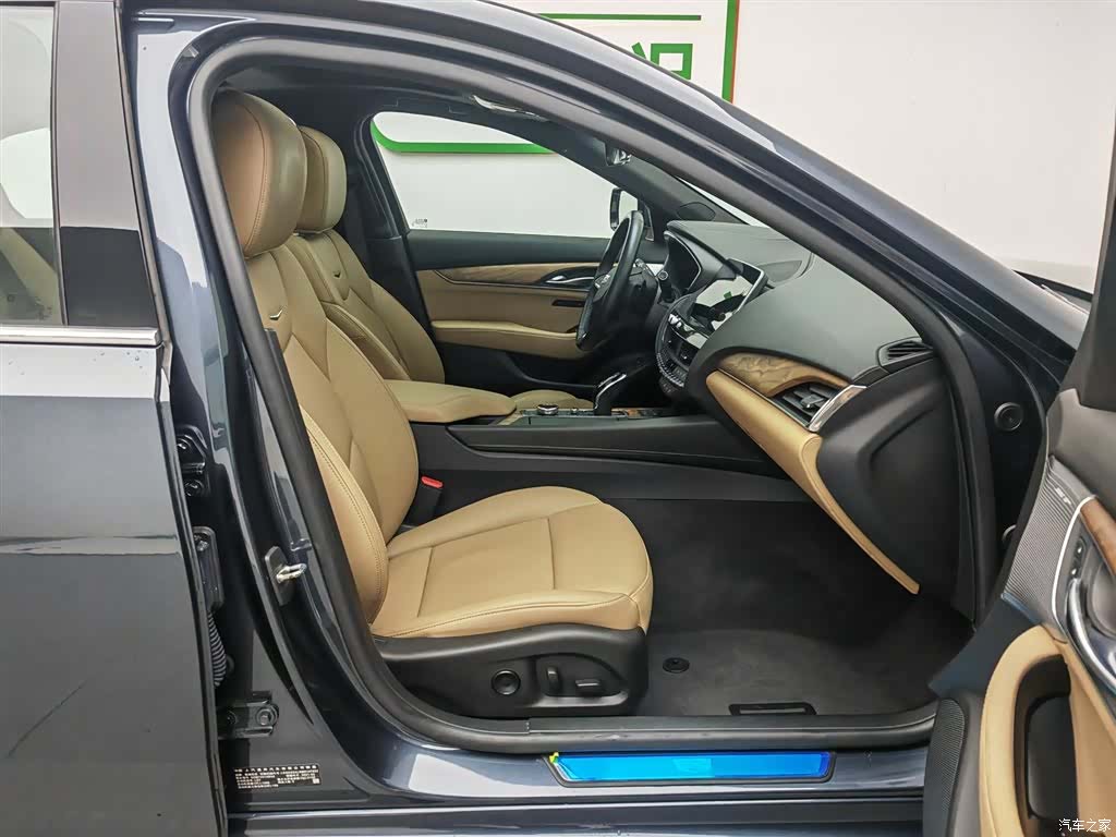 Cadillac CT5, 2021 23
