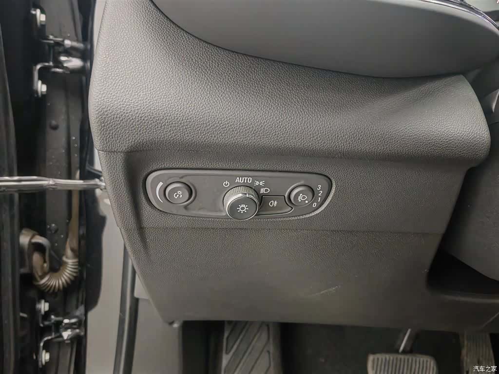 Buick Envision, 2021 21