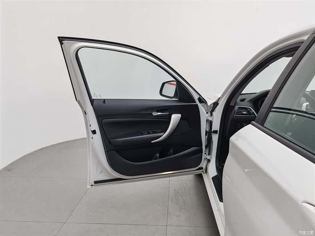 BMW 1 Series, 2019 8