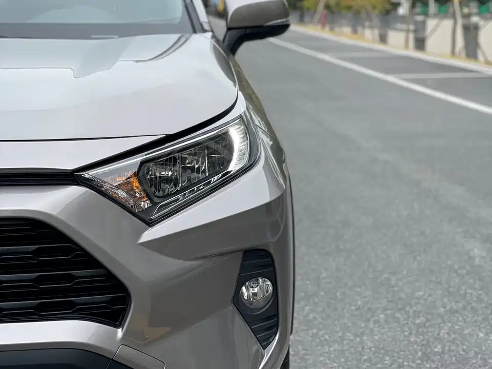 Toyota RAV4 Rongfang