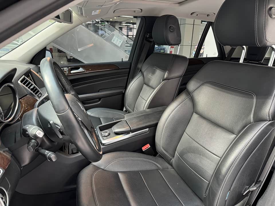 Mercedes-Benz M class