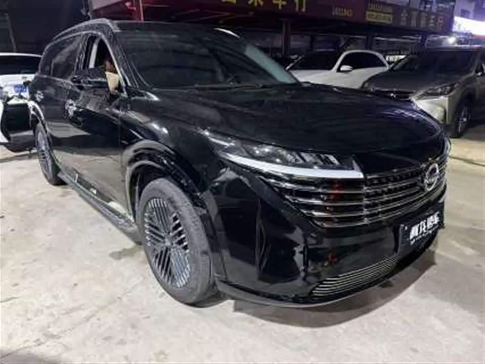 Nissan Exploring the land