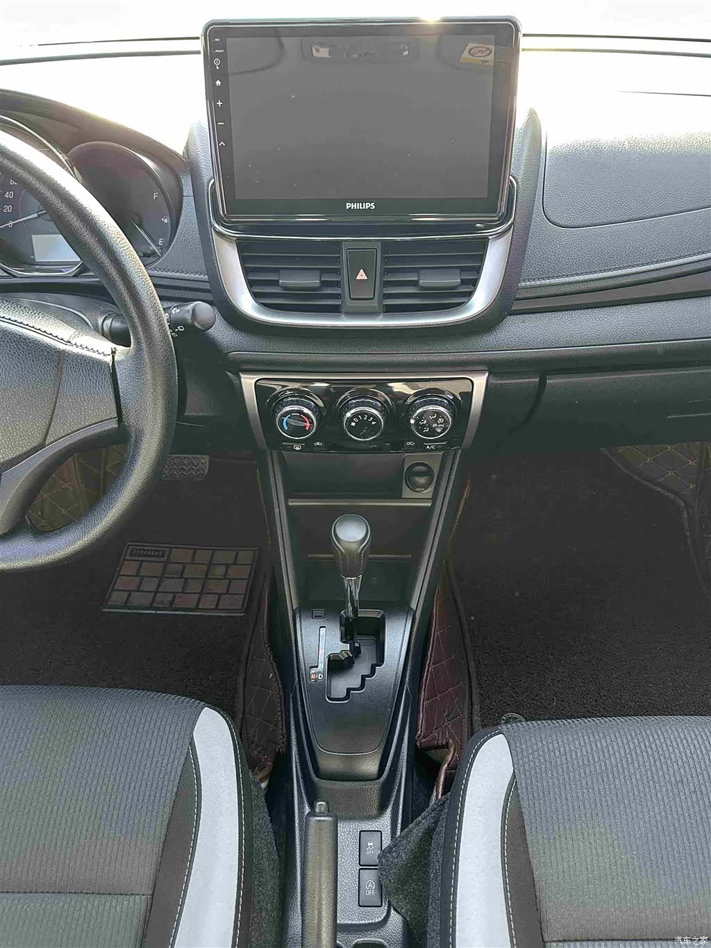 Toyota YARiS L, 2021 7