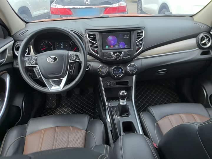 BYD Song 2016 gai shi ban 1.5TI МКПП Elite