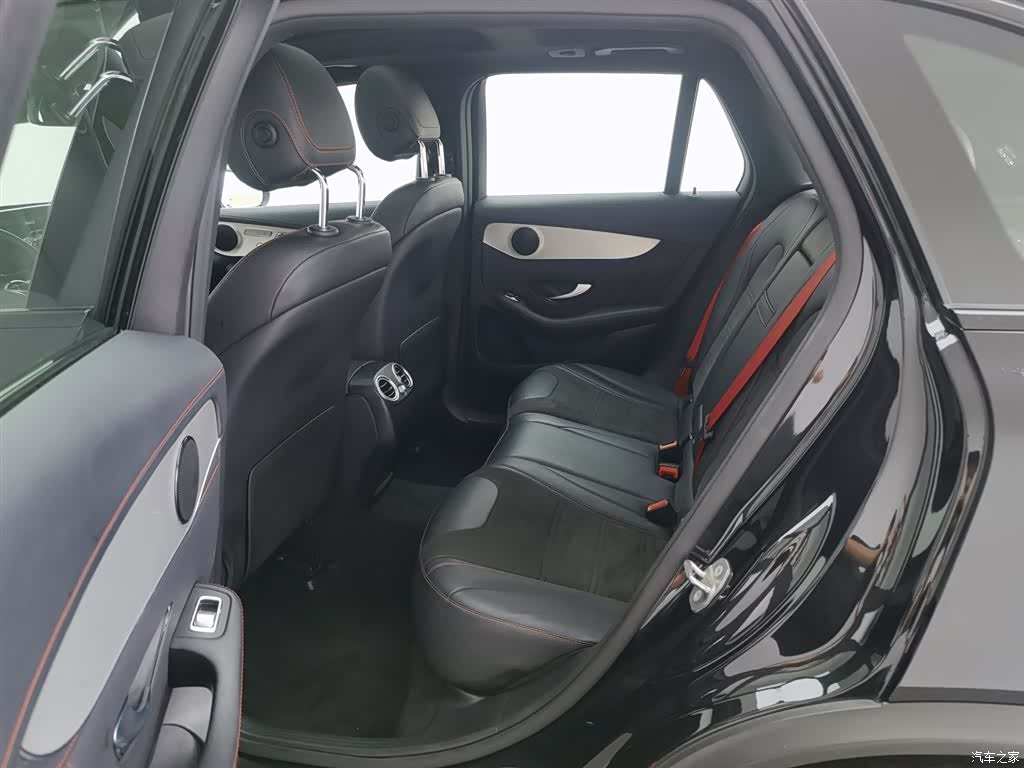Mercedes-Benz GLC, 2018 15