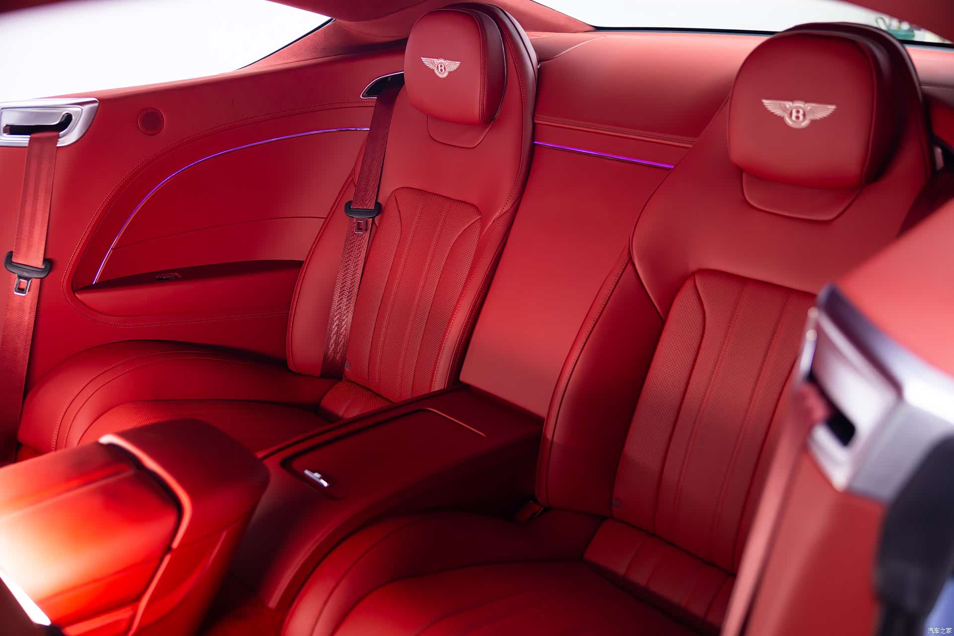 Bentley Continental GT, 2023 18