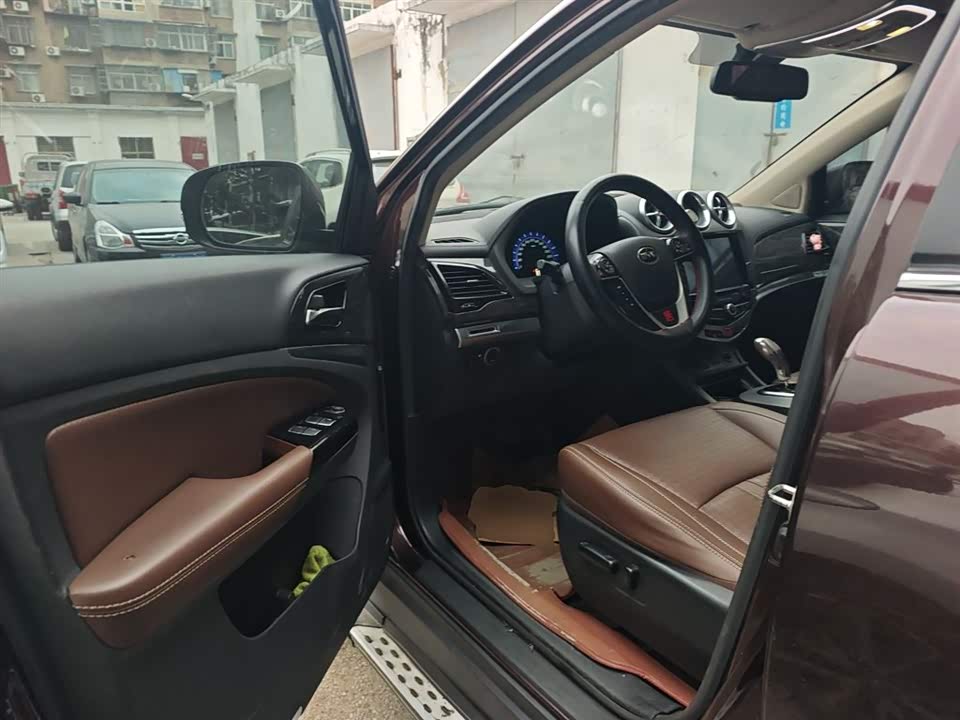 BYD S7