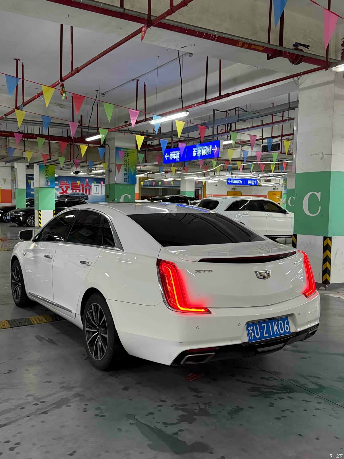Cadillac XTS, 2019 9