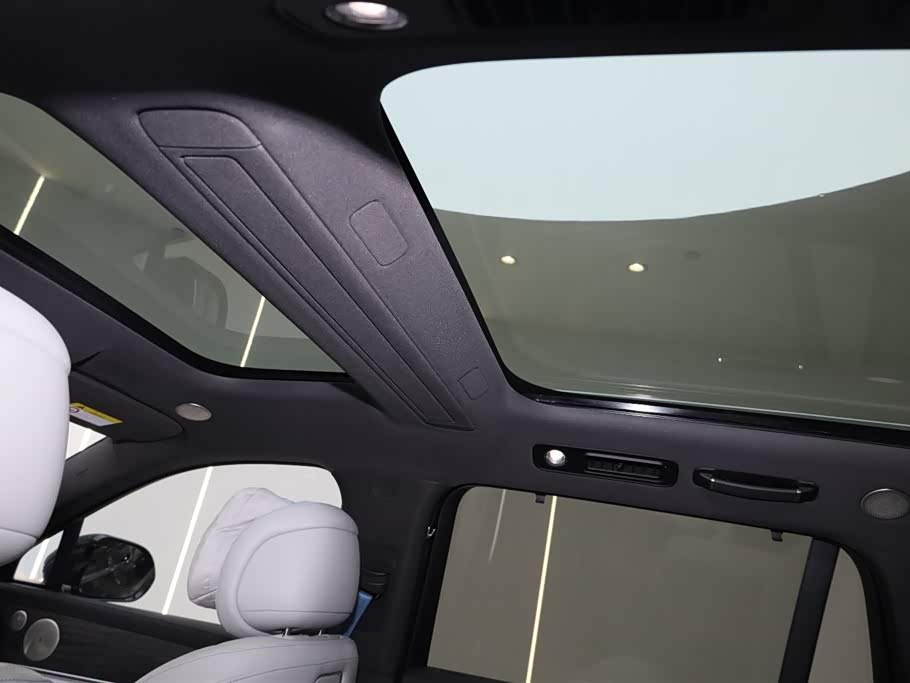 AITO Ask the world M9