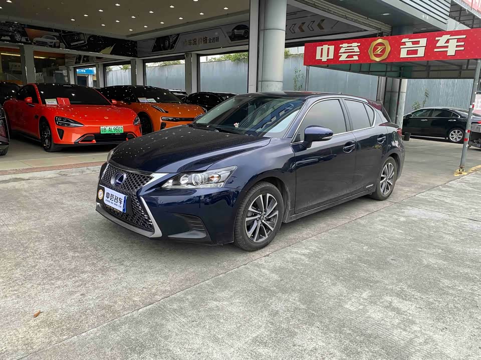 Lexus CT