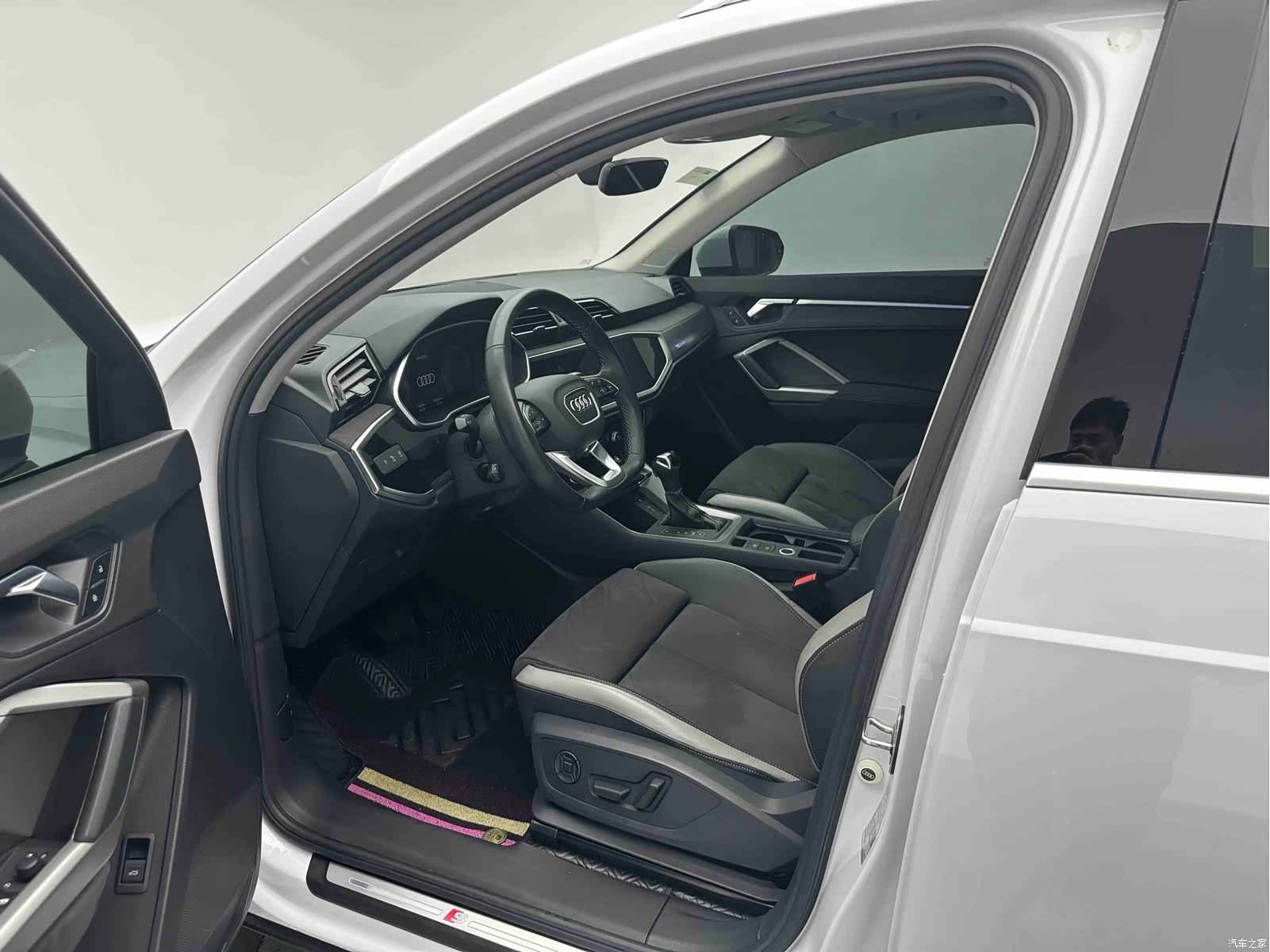 Audi Q3, 2022 9