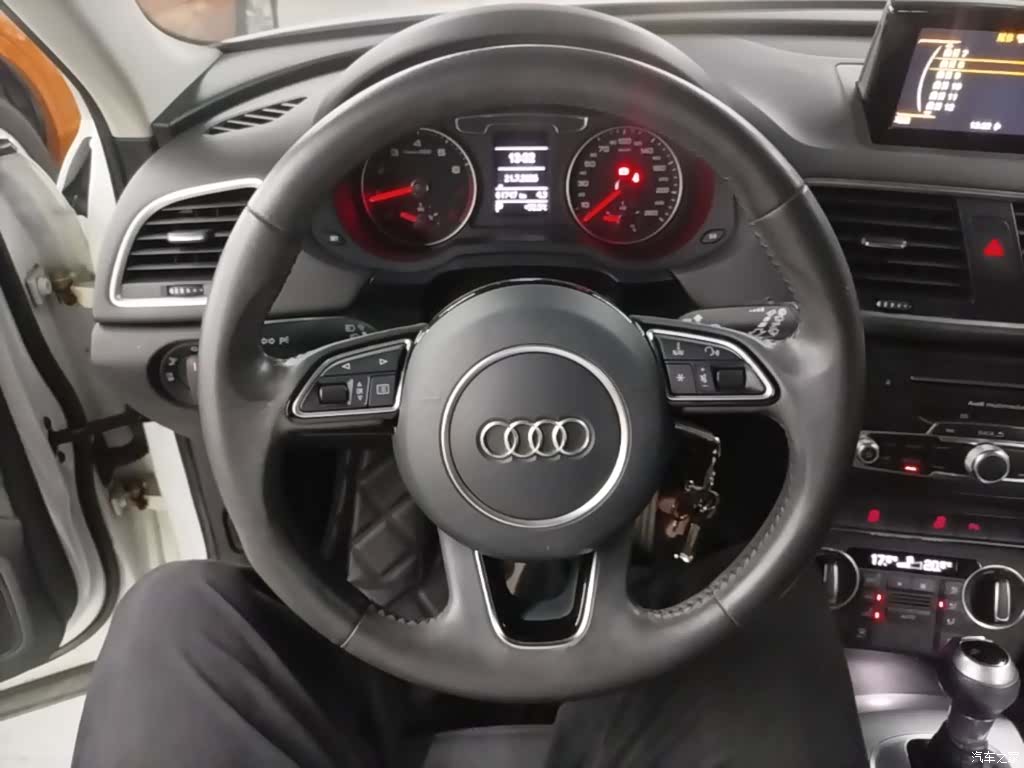 Audi Q3, 2019 11