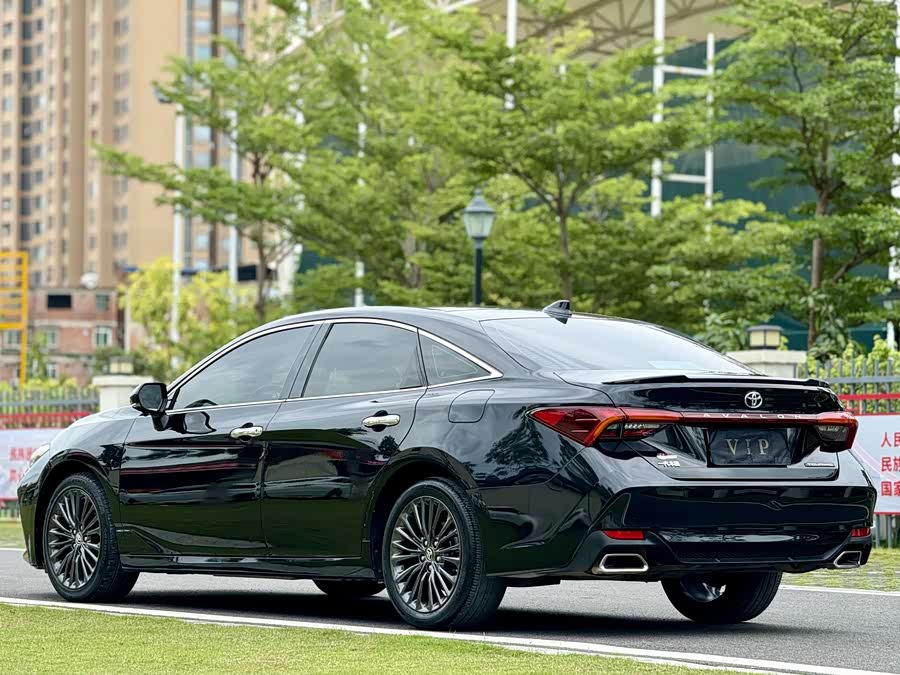 Toyota Avalon 2019, фото 4