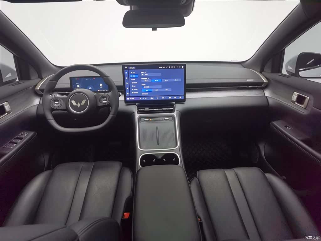 Wuling Starlight, 2024 все фото