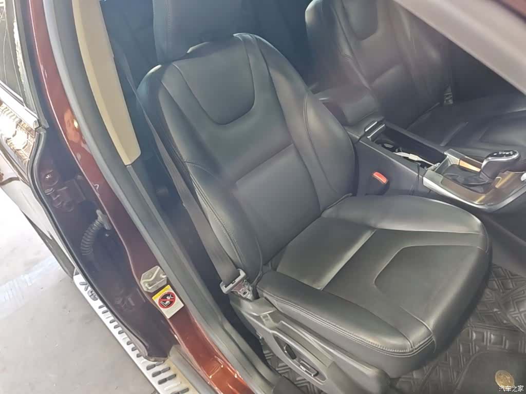 Volvo XC60, 2015 25