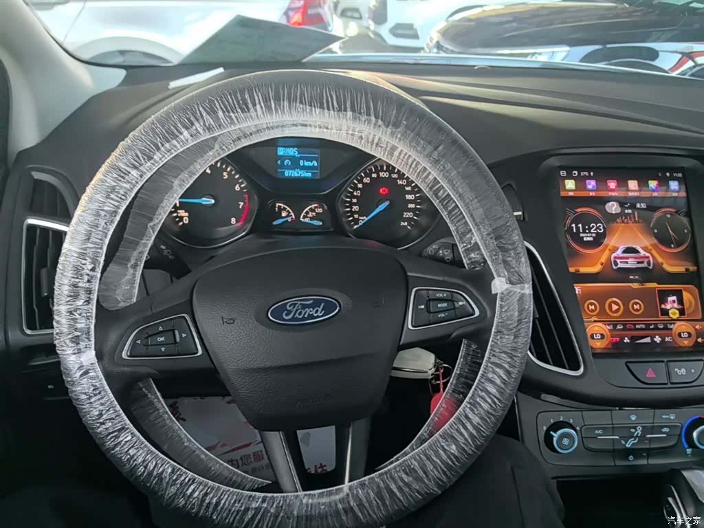 Ford Focus, 2018 10